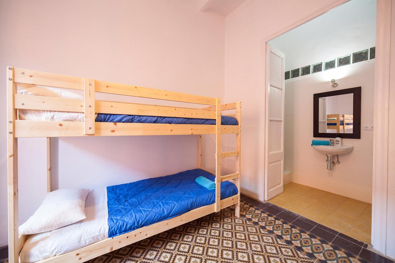 Bed In Girona Bed & Breakfast Eksteriør bilde