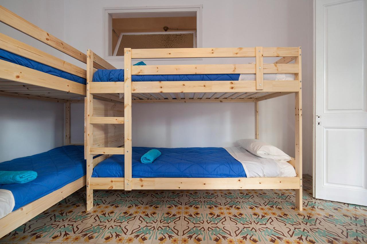 Bed In Girona Bed & Breakfast Eksteriør bilde