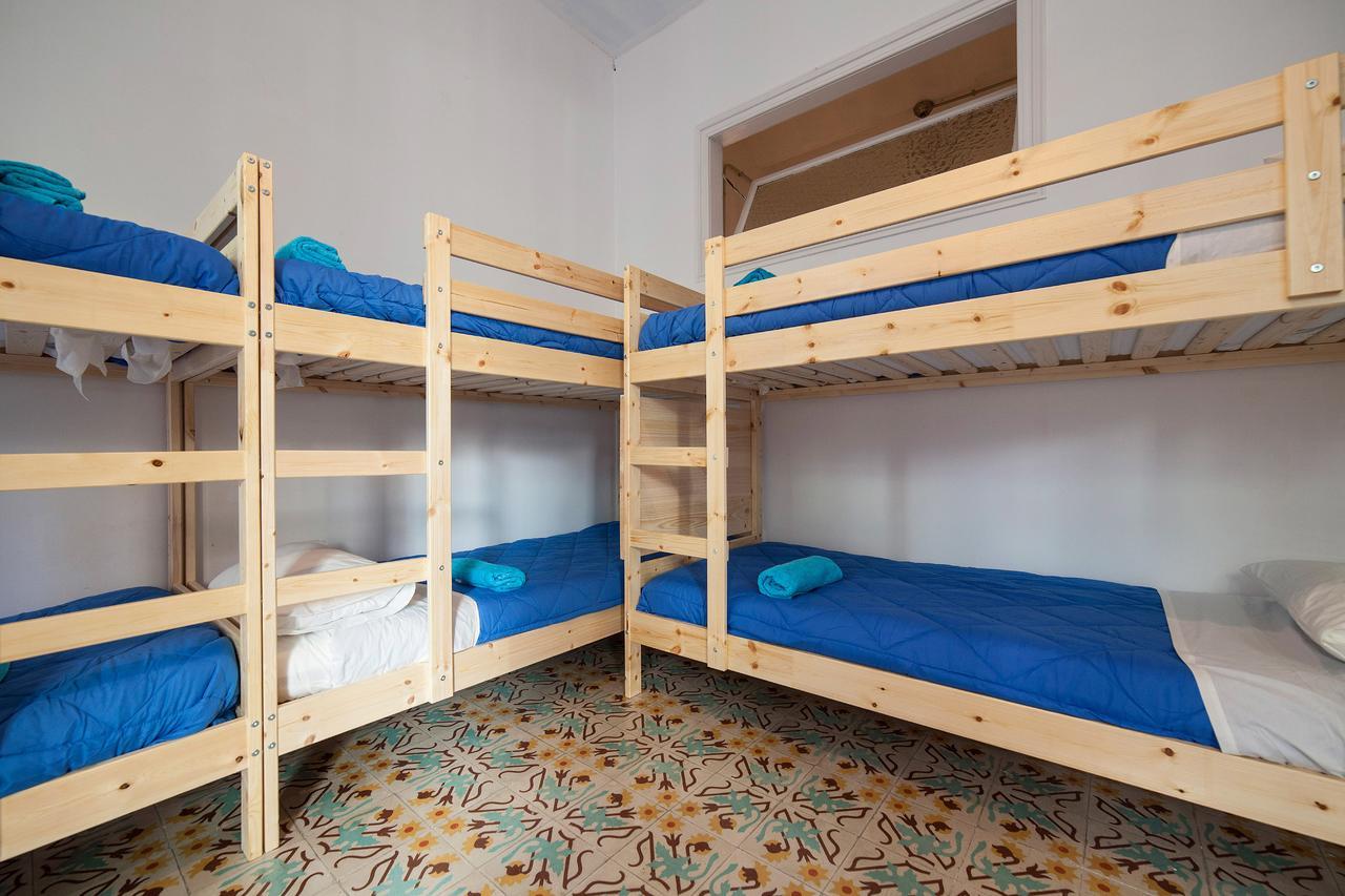 Bed In Girona Bed & Breakfast Eksteriør bilde