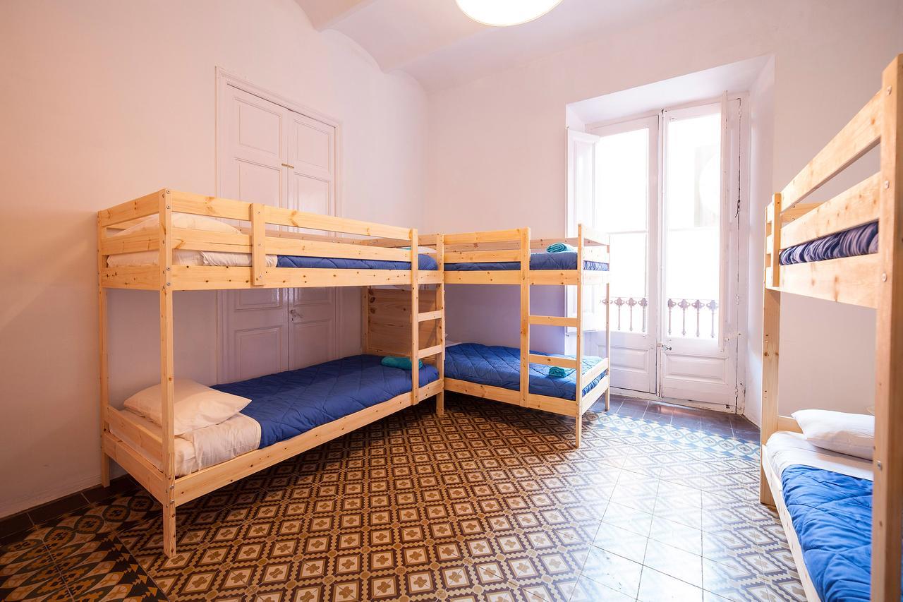 Bed In Girona Bed & Breakfast Eksteriør bilde
