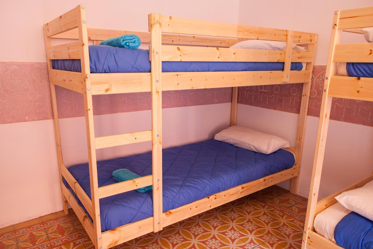 Bed In Girona Bed & Breakfast Eksteriør bilde