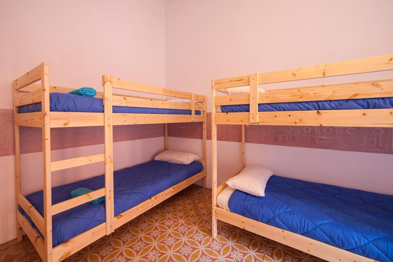 Bed In Girona Bed & Breakfast Eksteriør bilde